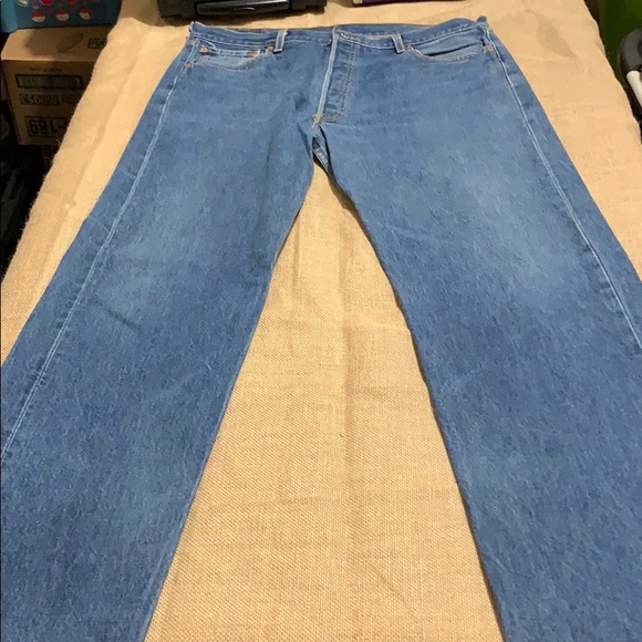 Men’s Levi blue jeans - Picture 4 of 6
